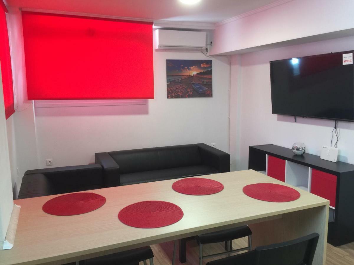 Loutraki Hostel Εξωτερικό φωτογραφία
