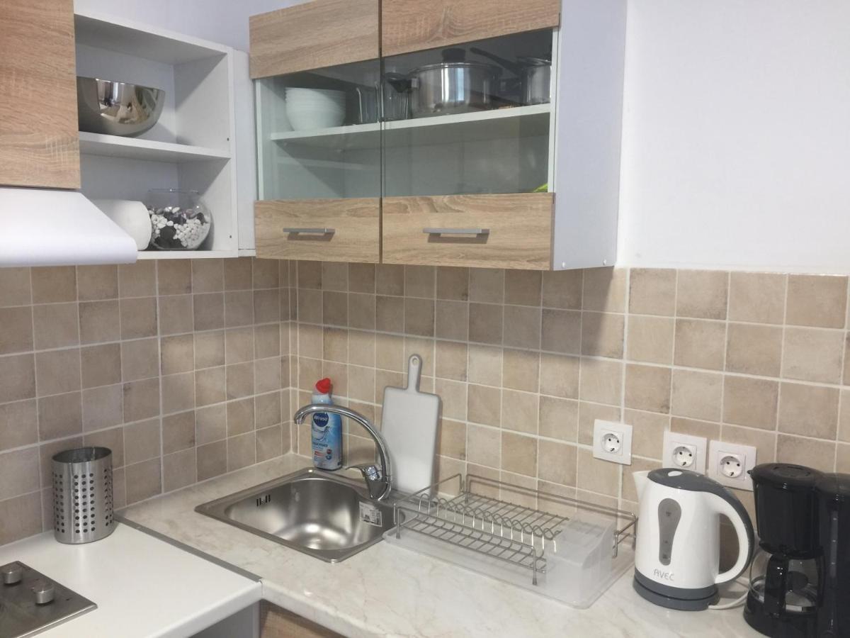 Loutraki Hostel Εξωτερικό φωτογραφία