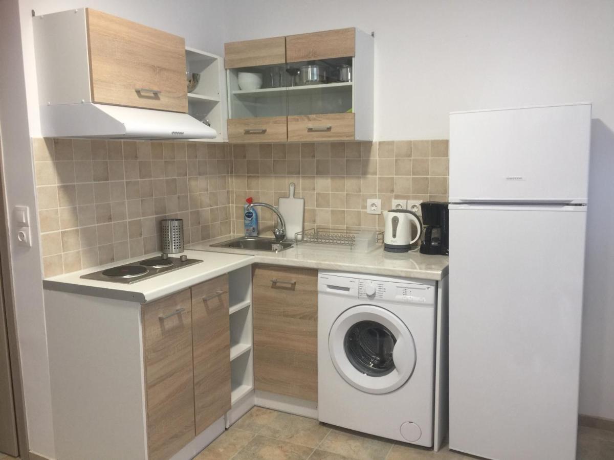 Loutraki Hostel Εξωτερικό φωτογραφία